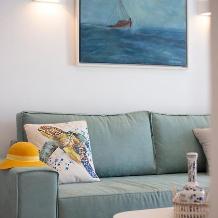 Korina'S Suites Ándros Eksteriør billede